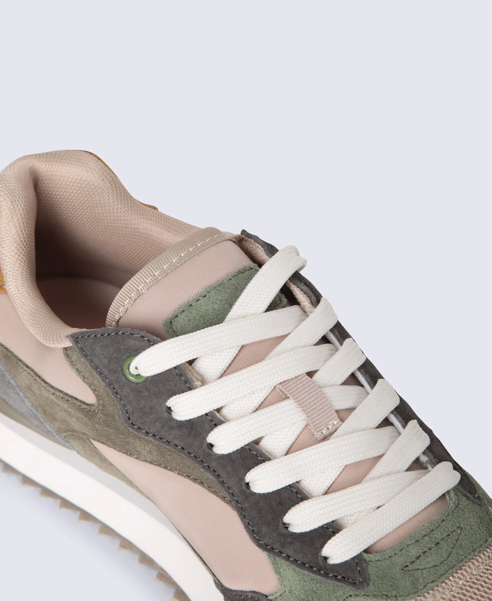 Sutton Mens Casual Leather Trainer - Khaki - Image 5