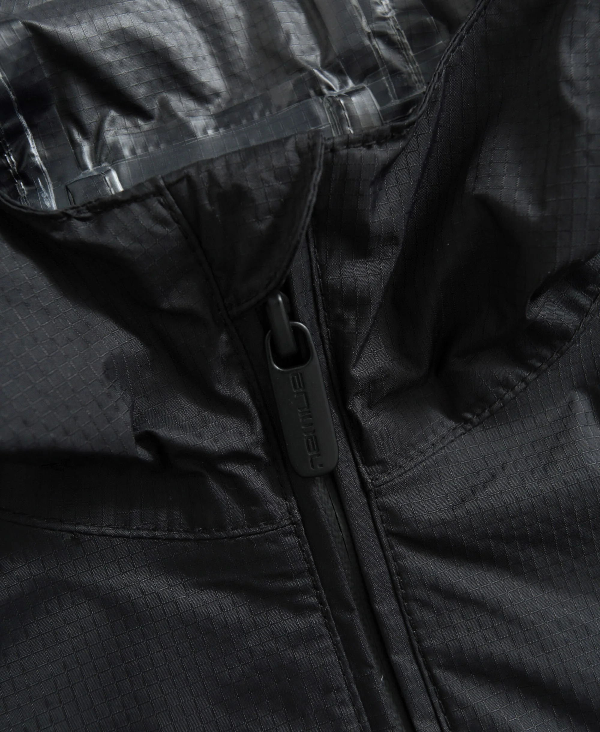 Swerve Lightweight Waterproof Kids Jacket - Black - Image 3