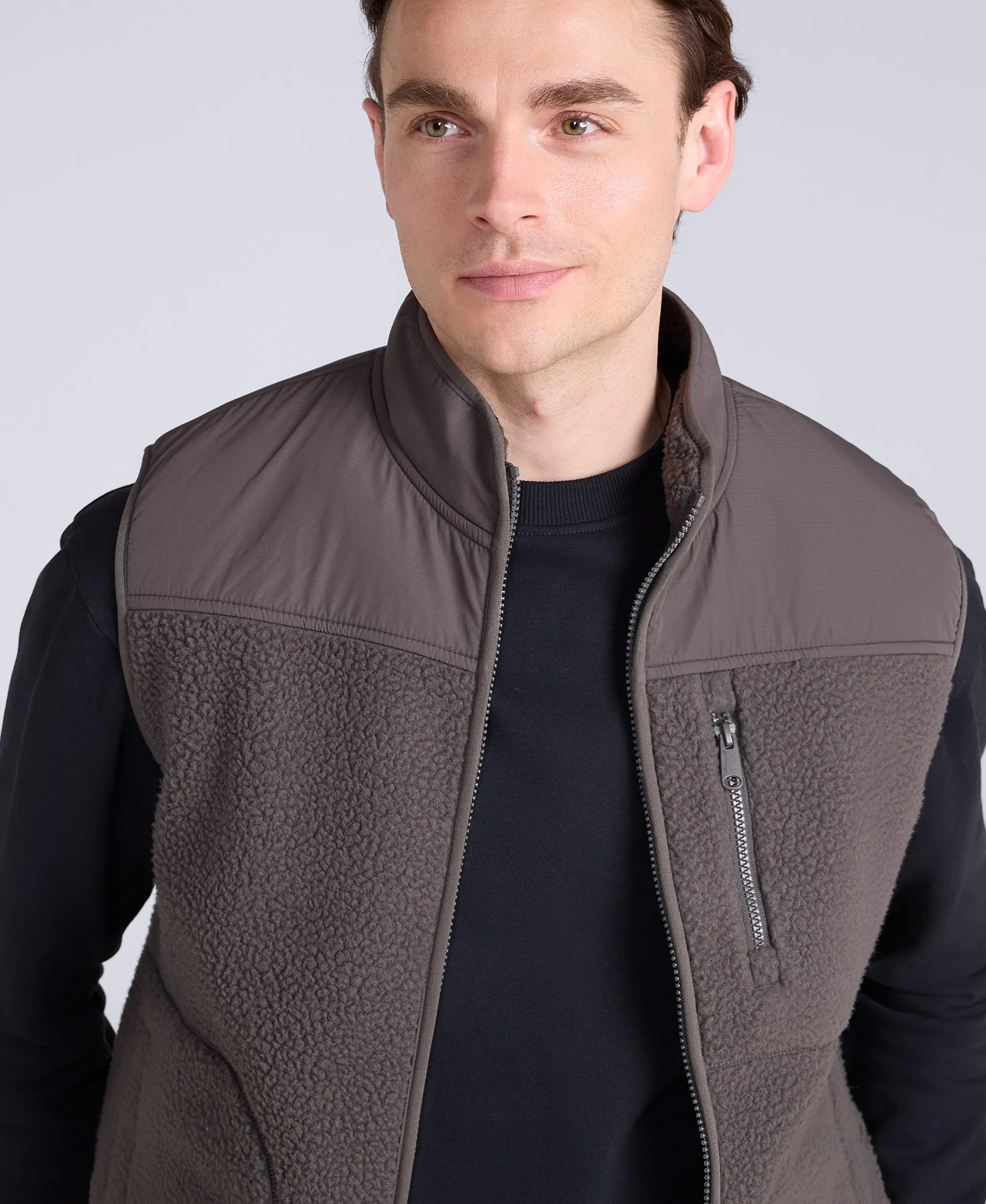 Henrick Mens Borg Gilet - Khaki - Image 3