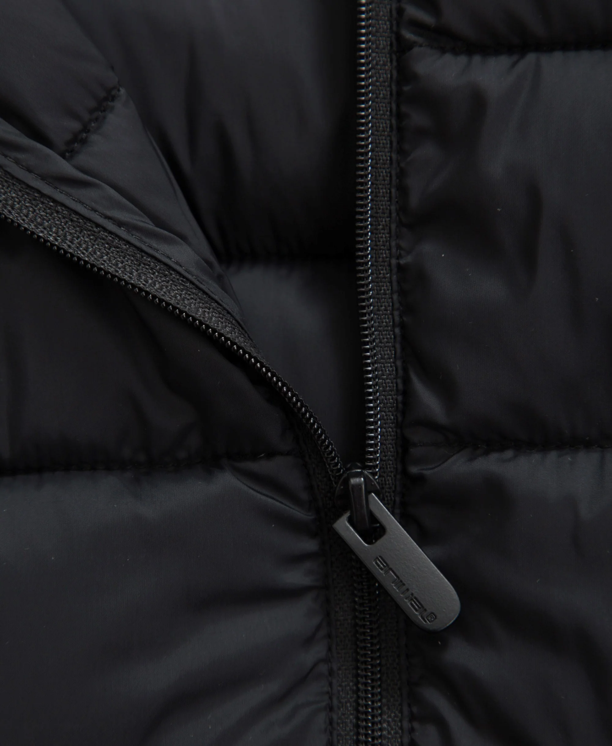 Light Cosi Womens Gilet - Jet Black - Image 8