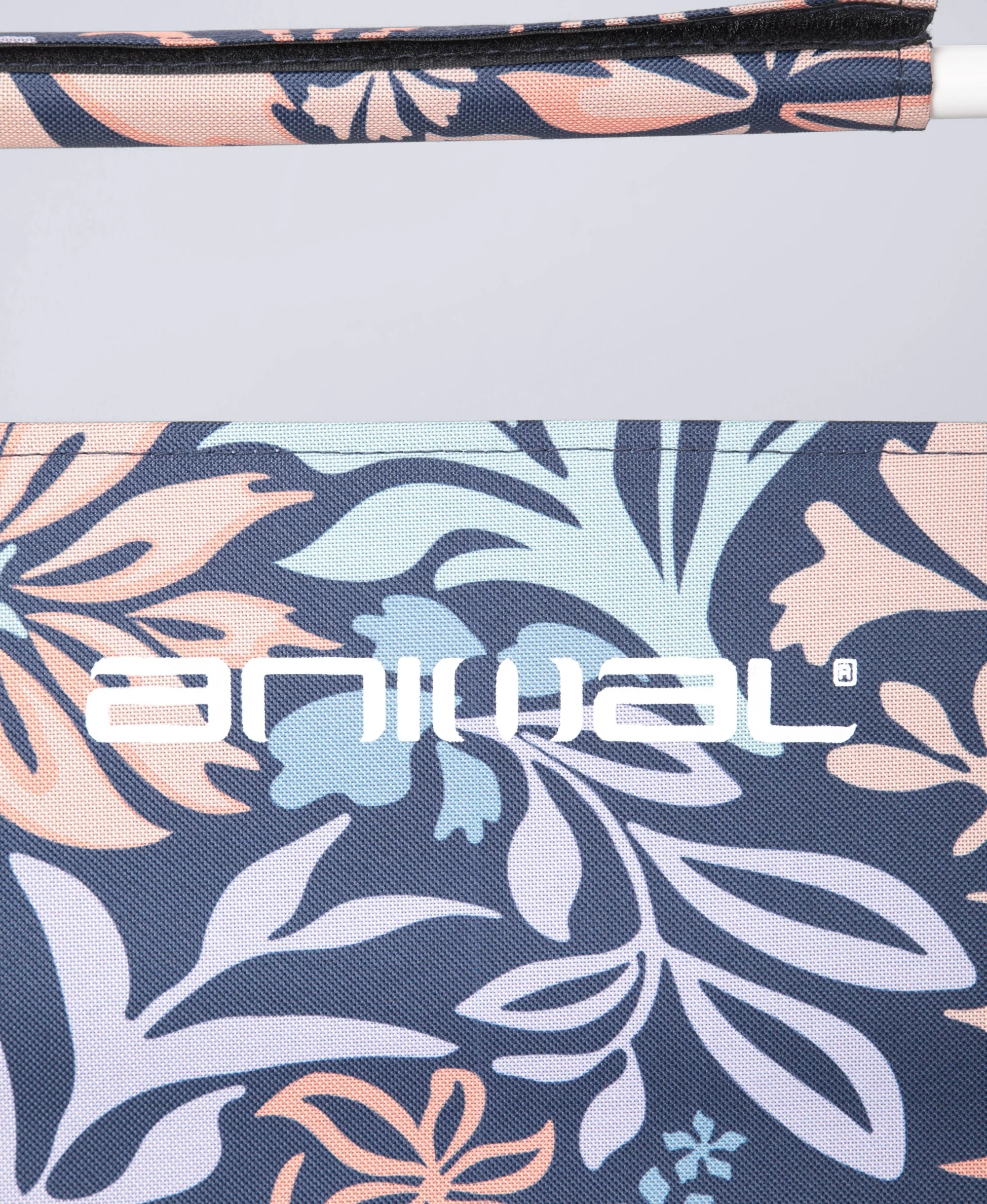 Printed Low Folding Beach Chair - Mixed - Image 4