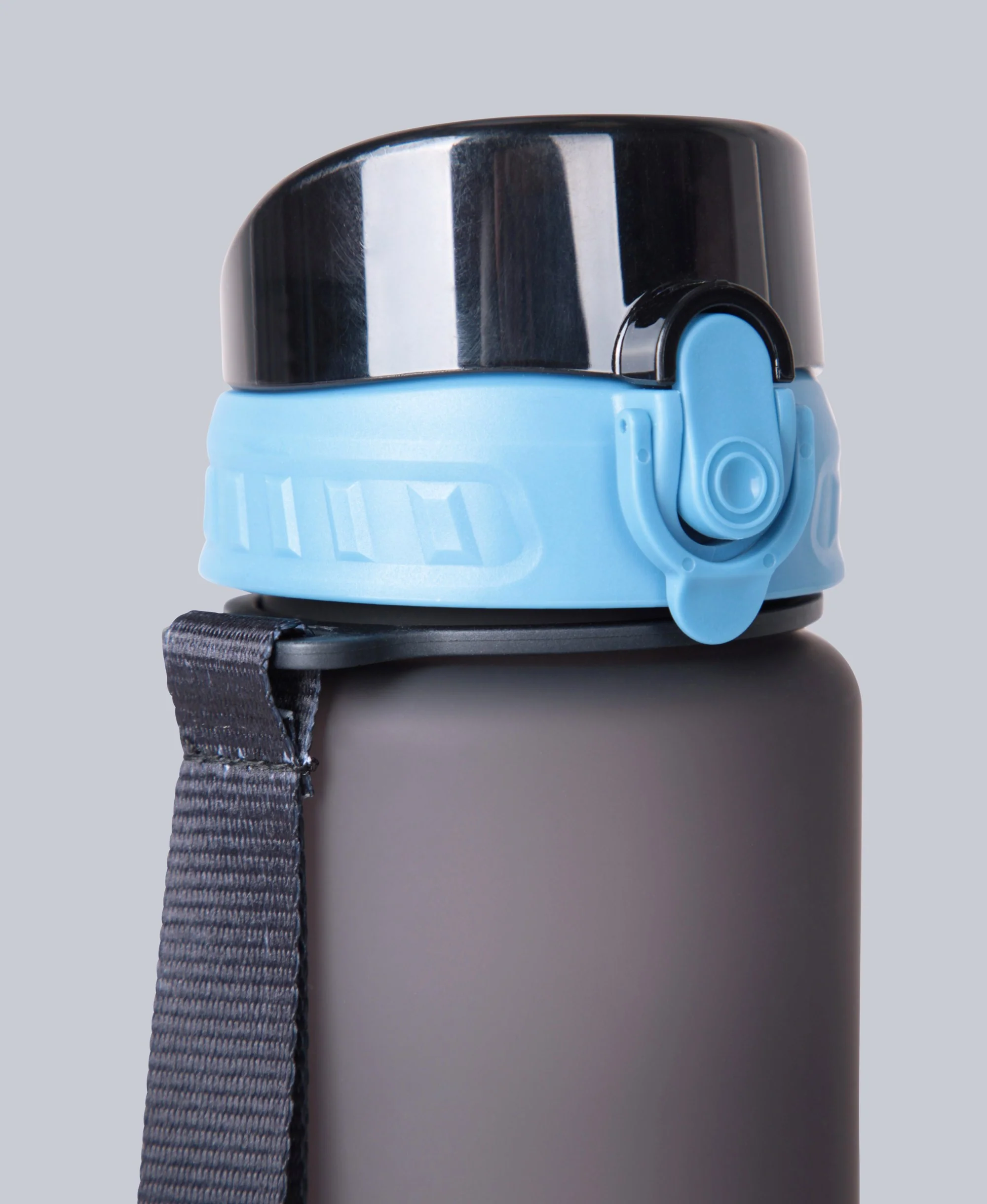 Push Lid Water Bottle - 700ml - Navy - Image 5