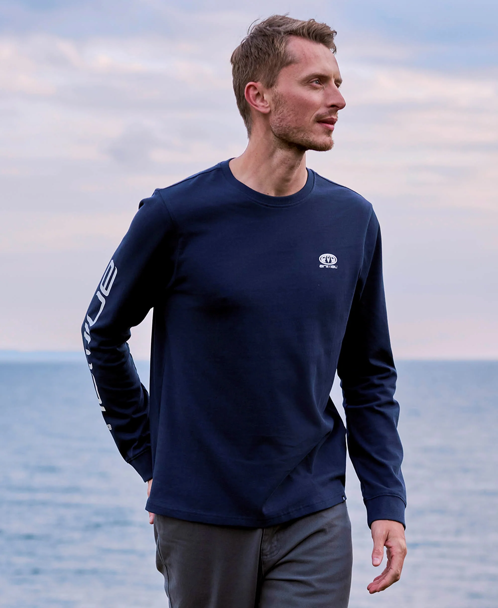 Tommy Mens Graphic Long Sleeve Tee - Dark Blue